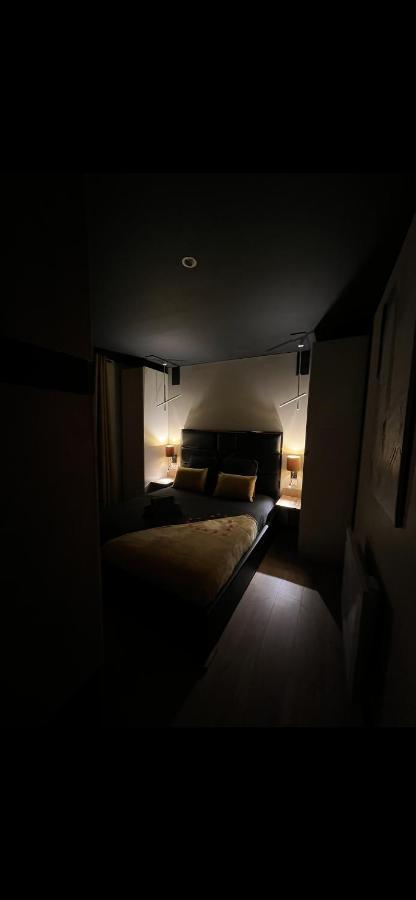 Les Suites De Stanislas Jacuzzi & Spa Nancy Bagian luar foto